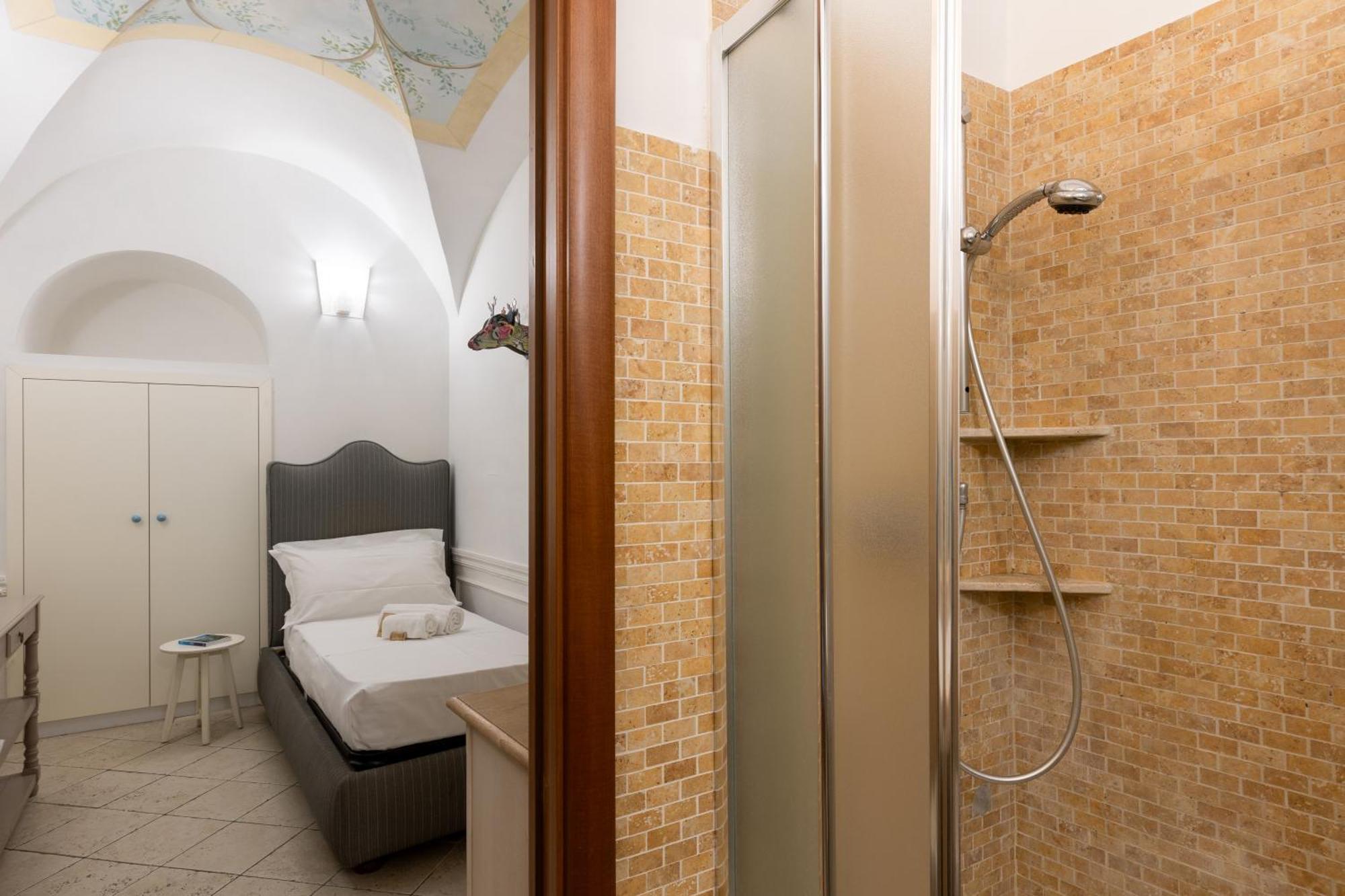 Domus 14 Bed and breakfast *